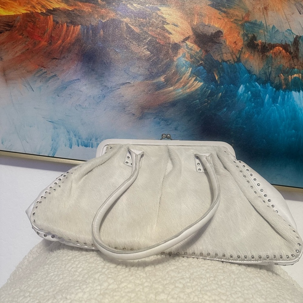 Made in Japan furry purse white